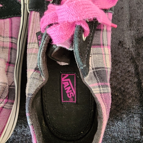 Vans Plaid Athletic Shoes with Pink Laces - Picture 8 of 9